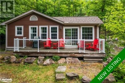 Lake Of Bays (Twp) House for sale: 2 bedroom 921.72 sq.ft. 